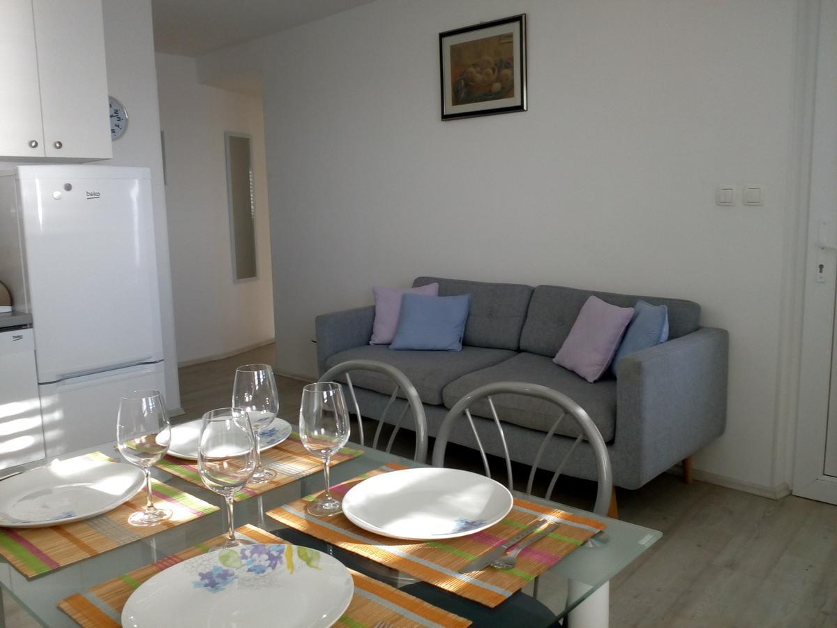 Apartments & Room Paula Stobreč Eksteriør bilde